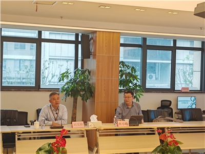 市教委副主任刘玉祥一行来我中心调研